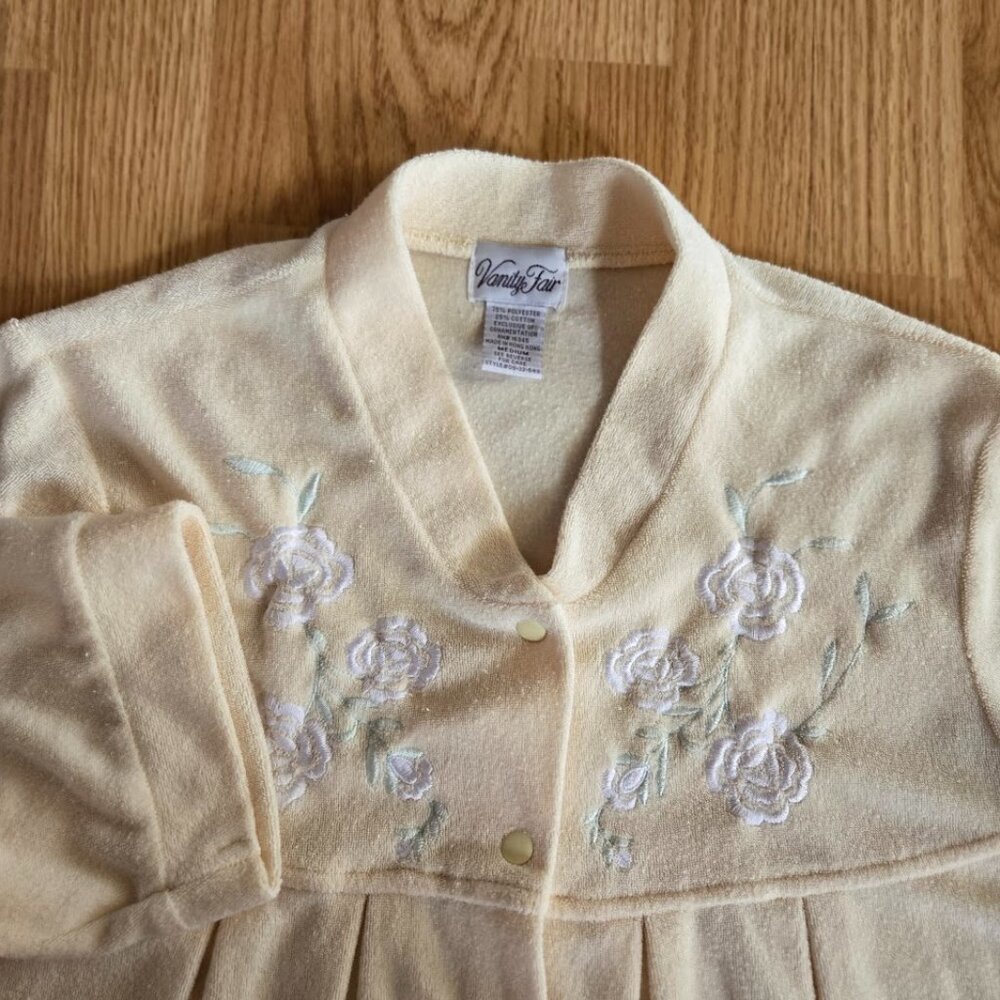 Vintage Vanity Fair Cream Velour Robe‎ | Embroidered Floral